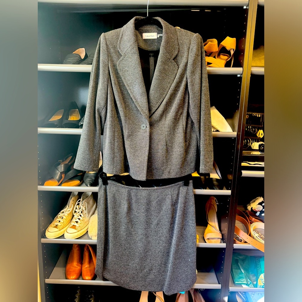 Like New Calvin Klein Tweed 2-Piece Skirt Suit